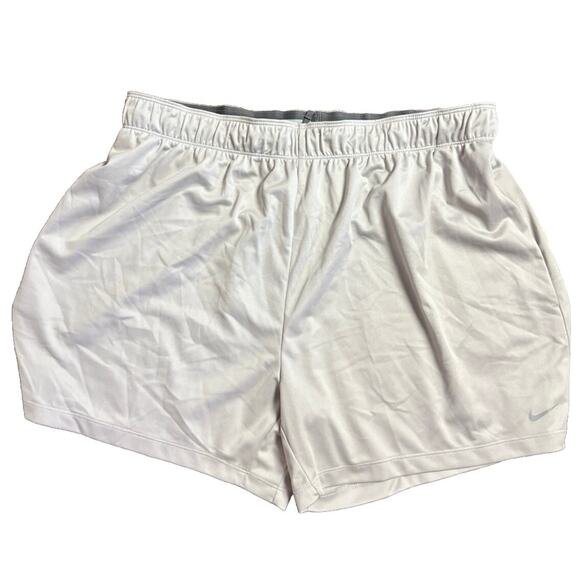 Nike Dri-FIT Women's Training Shorts XXL Gray Loose Fit 5" Inseam NWT - Picture 2 of 7